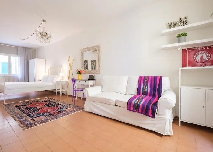 شقة Central Station - Large Studio In The Historic Centre بولونيا